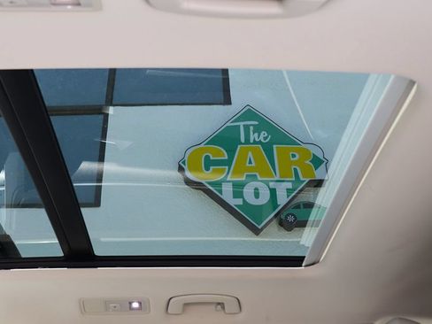 Used 2019 Volkswagen Tiguan SE w/ Panoramic Sunroof Package AWD/4WD image 57