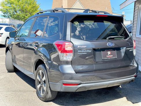 Used 2017 Subaru Forester 2.5i Premium w/ All-Weather Package AWD/4WD image 5
