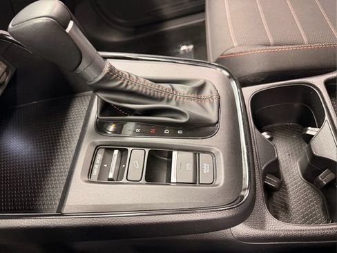 Used 2025 Honda CR-V Sport image 23