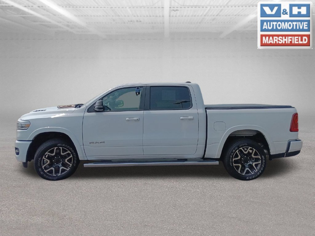 Used 2026 RAM 1500 Laramie w/ Sport Appearance Package AWD/4WD image 4