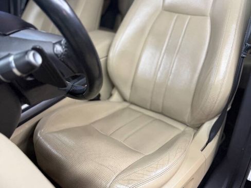 Used 2017 Land Rover Discovery Sport HSE AWD/4WD image 15