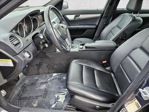 Used 2013 Mercedes-Benz C 250 Luxury image 17