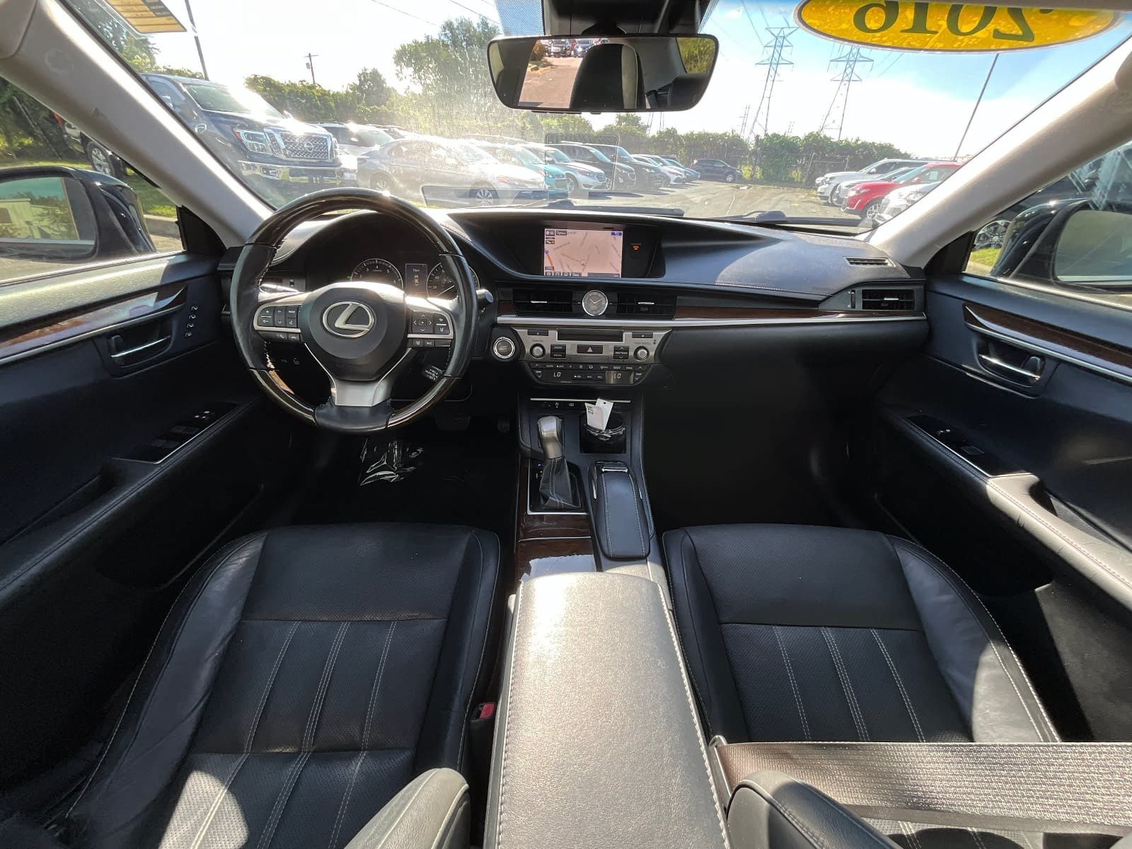 Used 2016 Lexus ES 350 w/ Luxury Package w/Wood Trim FWD image 6