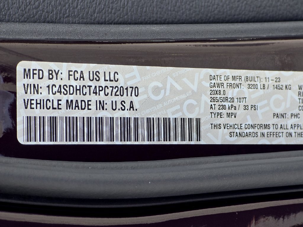 Used 2023 Dodge Durango R/T w/ Blacktop Package RWD image 28