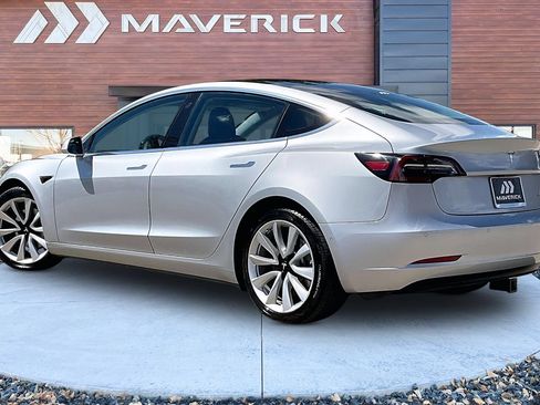 Used 2018 Tesla Model 3 Long Range AWD/4WD image 4