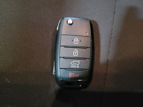 Used 2018 Kia Soul FWD image 32