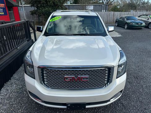 Used 2015 GMC Yukon Denali w/ Premium Package image 20