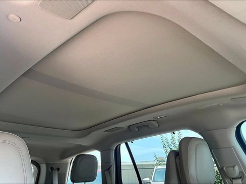 Used 2021 Lincoln Aviator Reserve w/ Equipment Group 208A AWD/4WD image 21