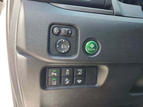 Used 2025 Honda Ridgeline TrailSport image 13