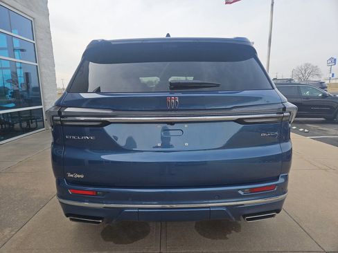 Used 2025 Buick Enclave Avenir w/ Super Cruise Package image 28