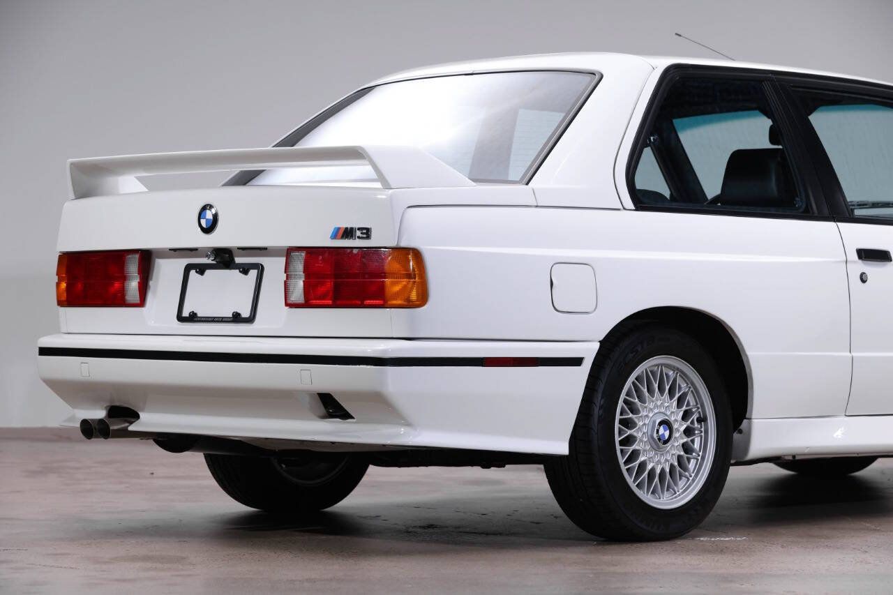 Used 1988 BMW M3 Coupe RWD image 3