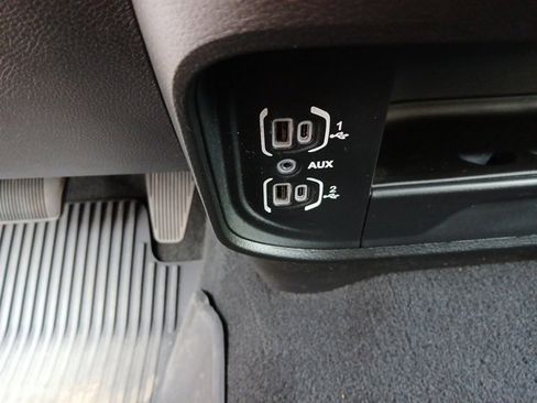 Used 2024 RAM 3500 Tradesman w/ Chrome Appearance Group image 53