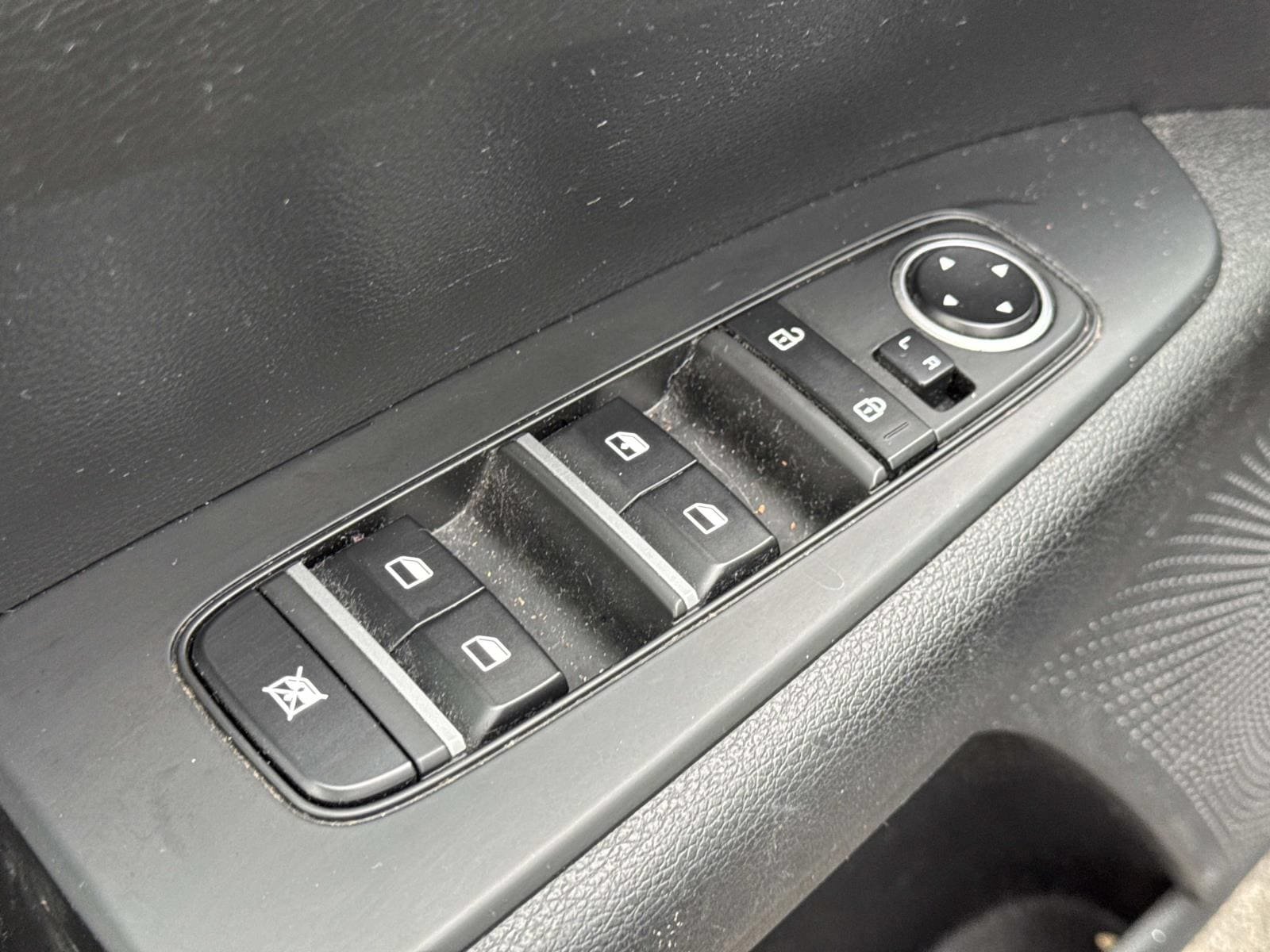 Used 2023 Kia Forte LXS FWD image 26