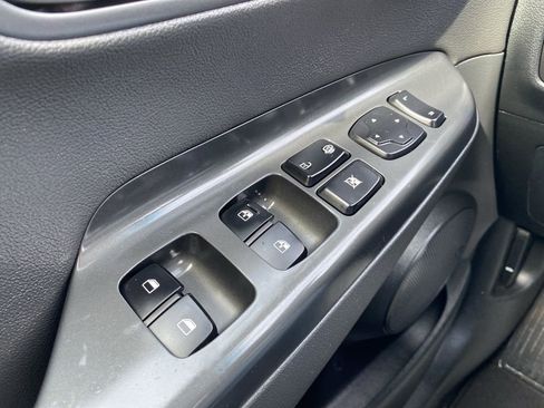 Used 2020 Hyundai Kona Limited image 23