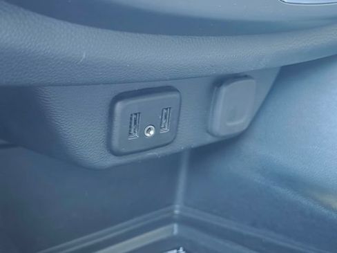 Used 2023 Chevrolet Traverse LT w/ LPO, Cargo Package FWD image 28