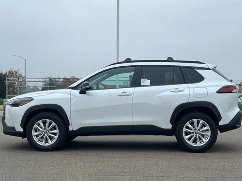 New 2026 Toyota Corolla Cross LE image 7