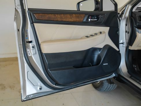 Used 2019 Subaru Outback 2.5i Limited w/ Popular Package #2 image 37