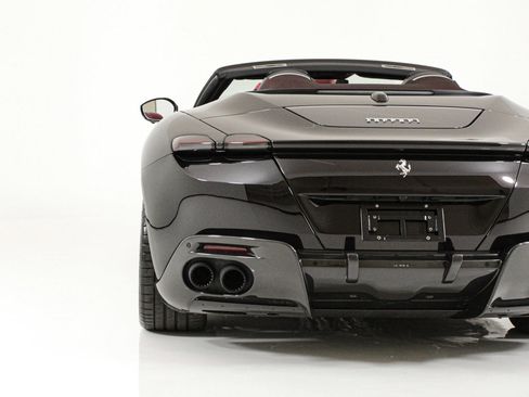 Certified 2024 Ferrari Roma Spider RWD image 28