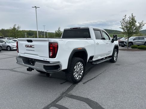 Used 2025 GMC Sierra 2500 SLE w/ SLE Convenience Package AWD/4WD image 7