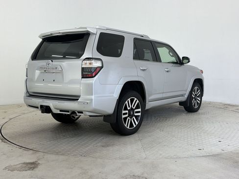 Used 2023 Toyota 4Runner Limited AWD/4WD image 9