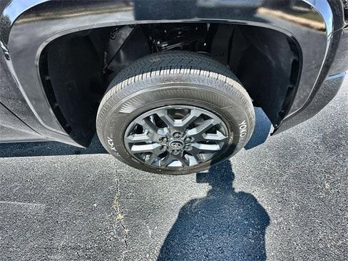 Used 2025 Toyota Tundra Platinum image 19