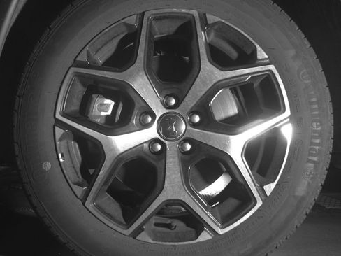 Used 2025 Jeep Compass Limited image 12