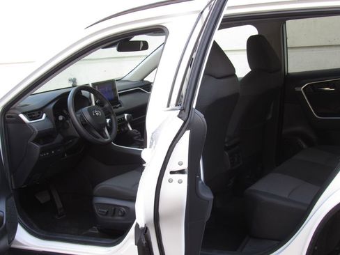 Certified 2024 Toyota RAV4 XLE w/ Convenience Package image 13