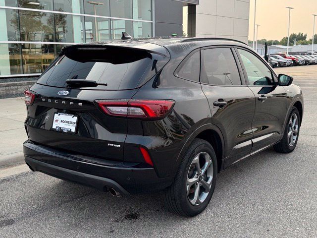 Certified 2023 Ford Escape ST-Line w/ Tech Pack #1 AWD/4WD image 35