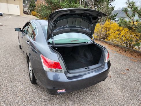 Used 2009 Honda Accord LX image 8