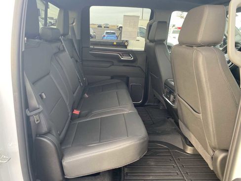 Used 2025 GMC Sierra 2500 SLT image 26