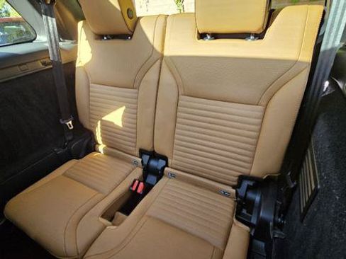 Used 2019 Land Rover Discovery HSE Luxury AWD/4WD image 40