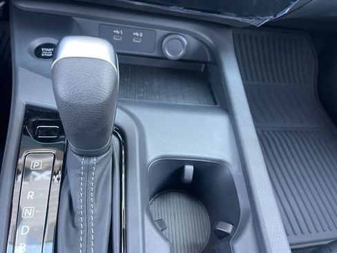 Used 2026 Nissan Sentra SV w/ Floor Mat Package FWD image 18