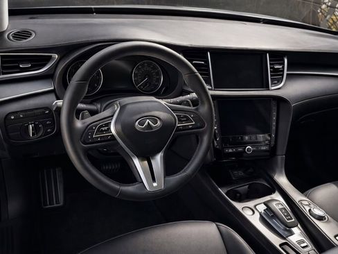 Used 2023 INFINITI QX50 Luxe image 16