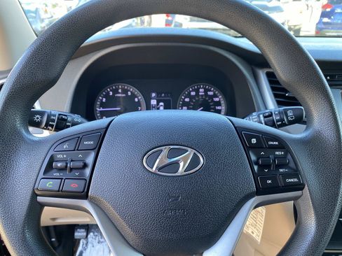 Used 2017 Hyundai Tucson SE w/ SE Popular Package 02 AWD/4WD image 14