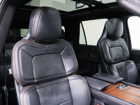 Used 2024 Lincoln Navigator L Black Label image 18