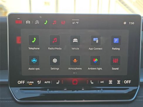 New 2026 Volkswagen Tiguan SE R-Line image 16