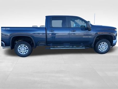 Used 2022 Chevrolet Silverado 2500 LT w/ All Star Edition image 9