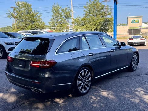 Used 2018 Mercedes-Benz E 400 4MATIC Wagon image 6