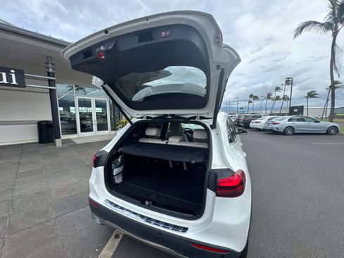 Used 2025 Mercedes-Benz GLA 250 image 6