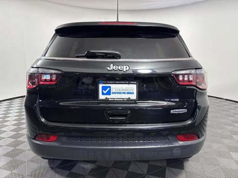 Used 2022 Jeep Compass Latitude image 6