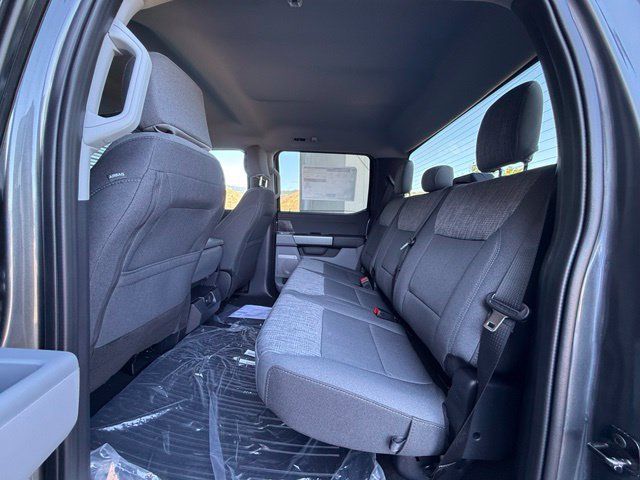 New 2026 Ford F350 XLT w/ XLT Premium Package AWD/4WD image 11