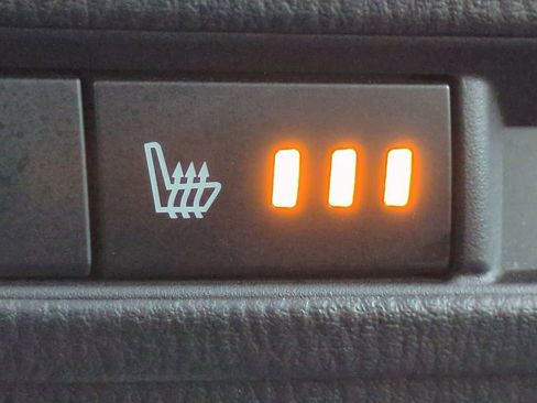 Used 2015 MAZDA MAZDA3 i Grand Touring image 24