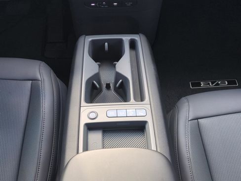 New 2026 Kia EV9 Light image 13