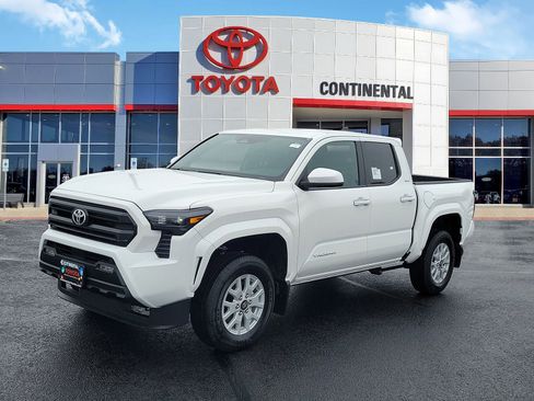 New 2026 Toyota Tacoma SR5 image 3