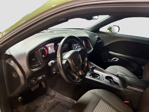 Used 2023 Dodge Challenger SXT w/ Blacktop Package AWD/4WD image 9