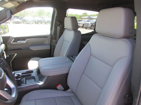 New 2026 GMC Sierra 1500 SLT w/ SLT Premium Plus Package AWD/4WD image 13