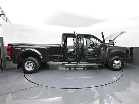 Used 2024 Ford F350 Lariat w/ Chrome Package AWD/4WD image 50