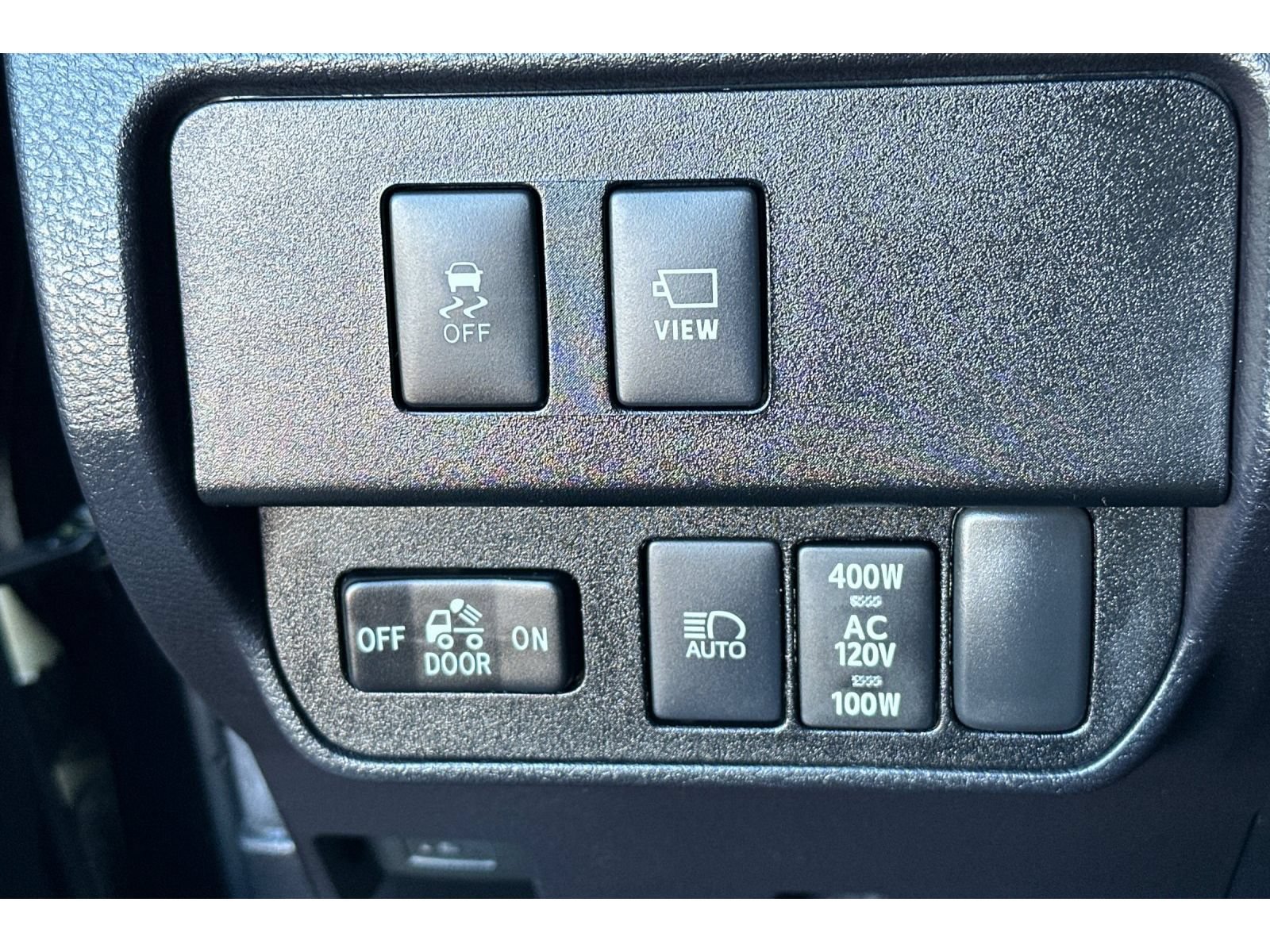Certified 2022 Toyota Tacoma Limited w/ Nightshade Package AWD/4WD image 31