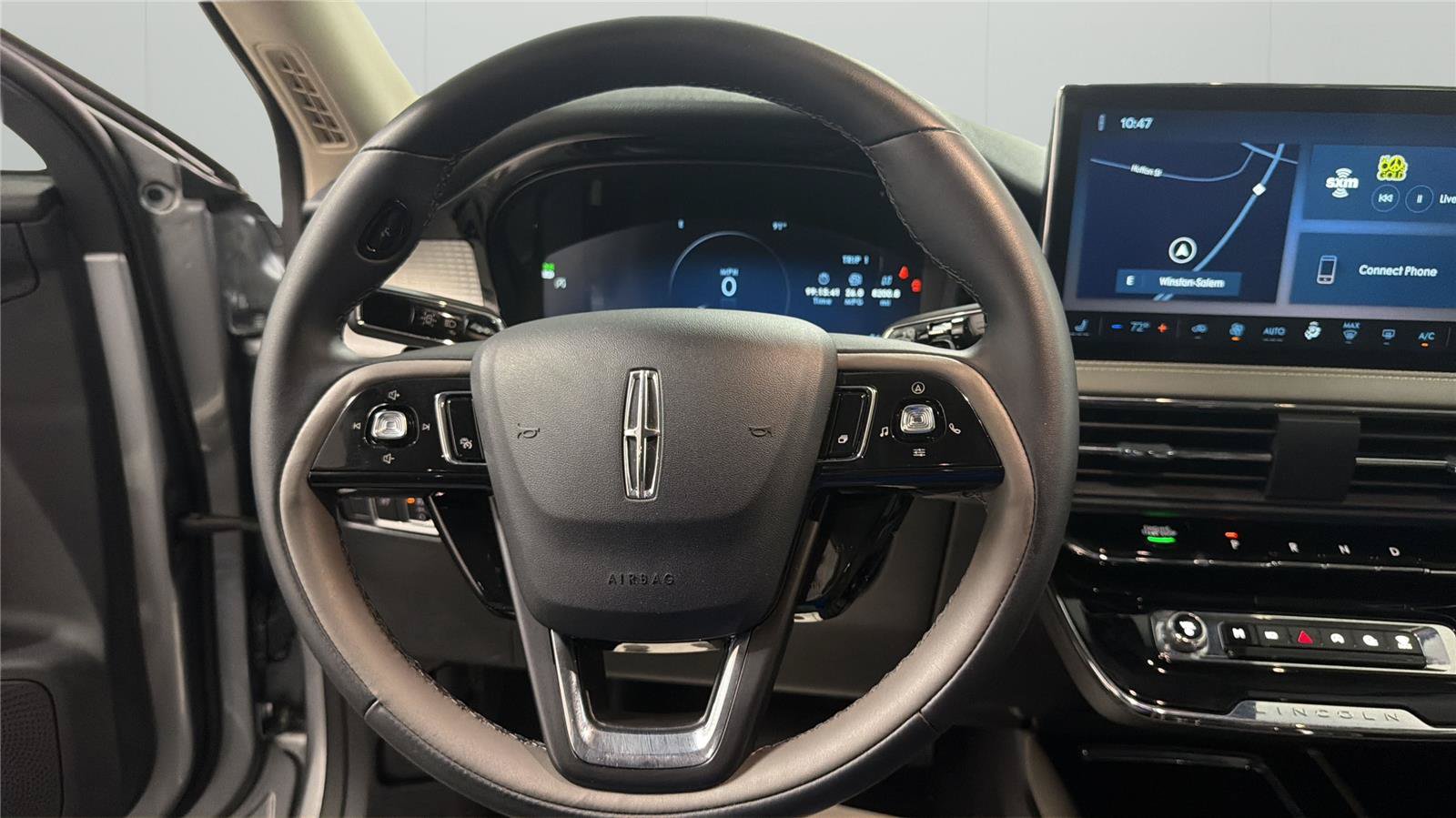 Used 2023 Lincoln Corsair FWD image 22