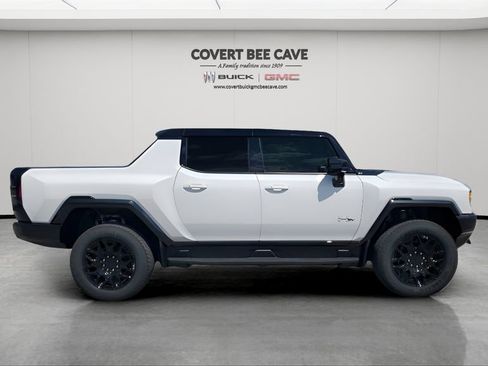 New 2026 GMC Hummer EV 4x4 Crew Cab image 11